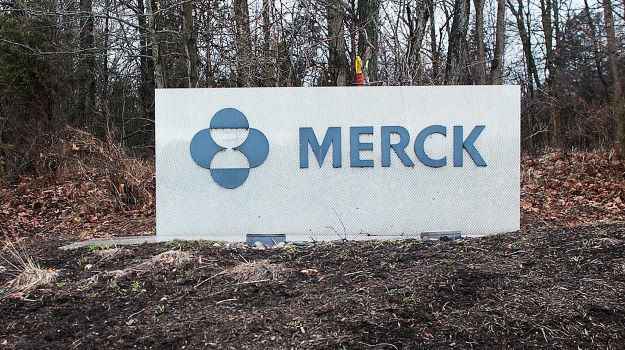 Merck wins key FDA approval for pediatric pneumococcal vaccine